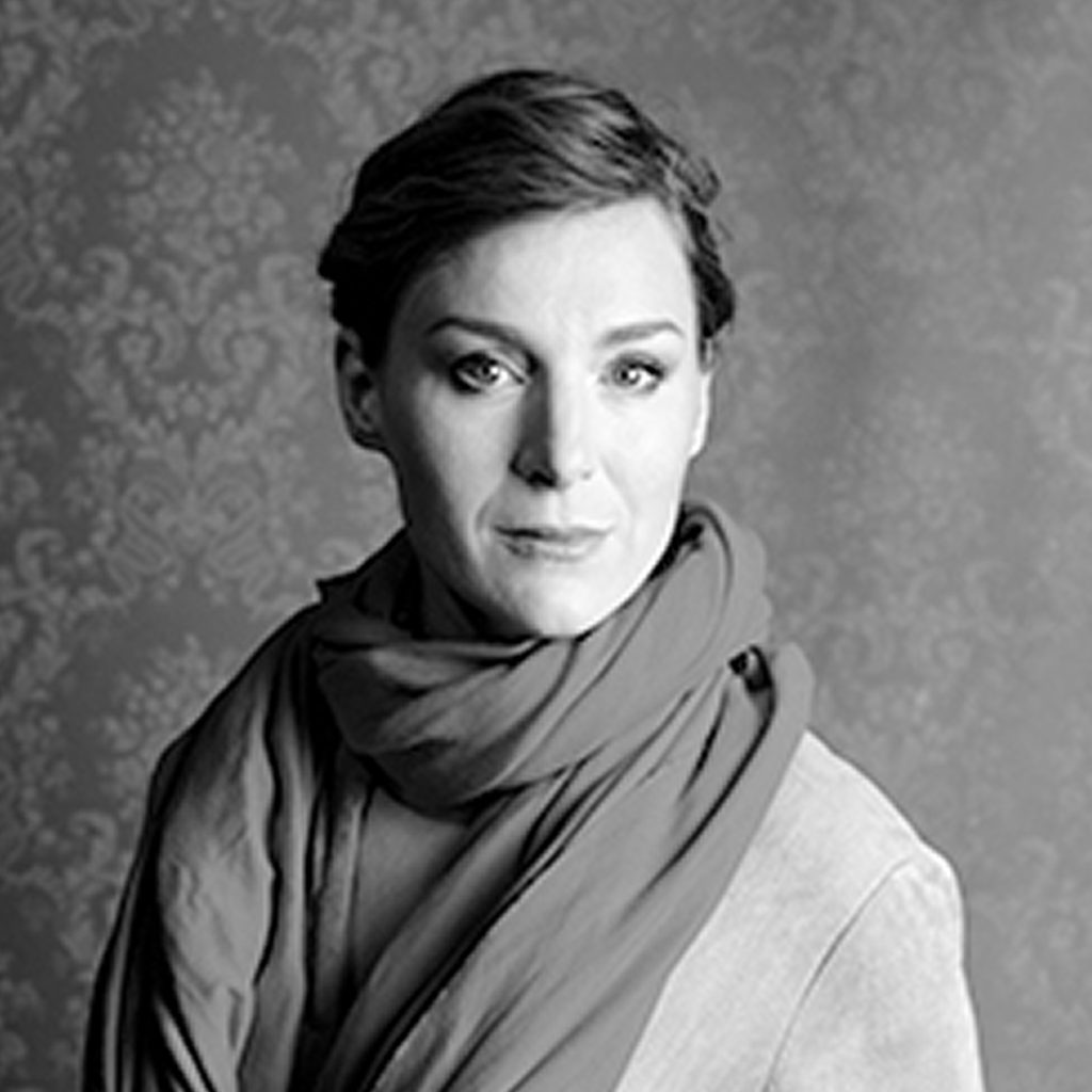 Actors Lab, Lenka Krobotová